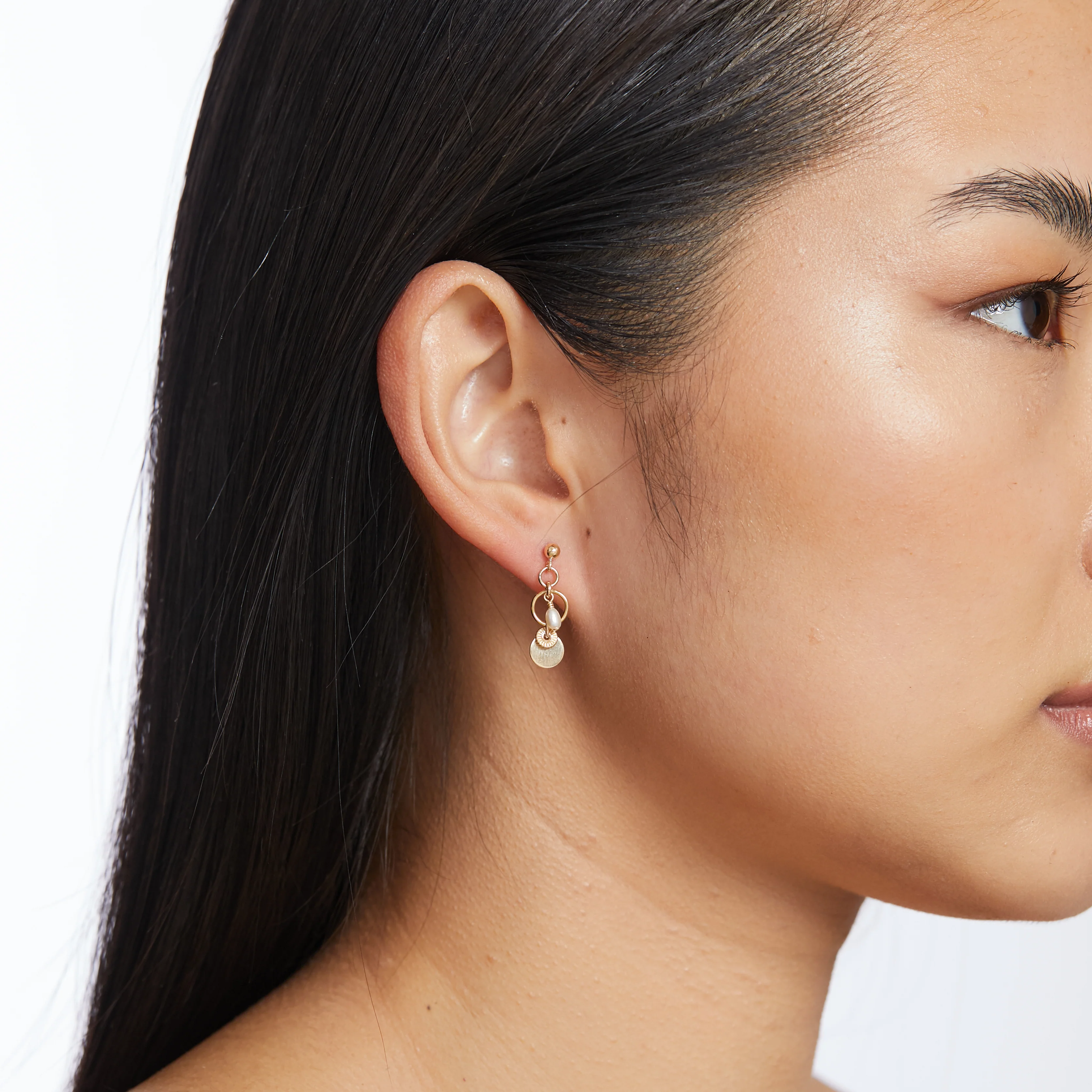 Tilly Freshwater Pearl Earrings - Gold - Image 2